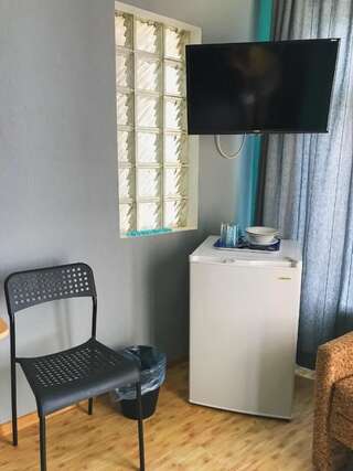 Гостевой дом Домик у Маяка б/о Прибой Саки Двухместный номер Делюкс с 1 кроватью (для 2 взрослых и 1 ребенка)-3