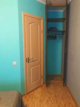 Гостевой дом Домик у Маяка б/о Прибой Саки Двухместный номер Делюкс с 1 кроватью (для 2 взрослых и 1 ребенка)-15