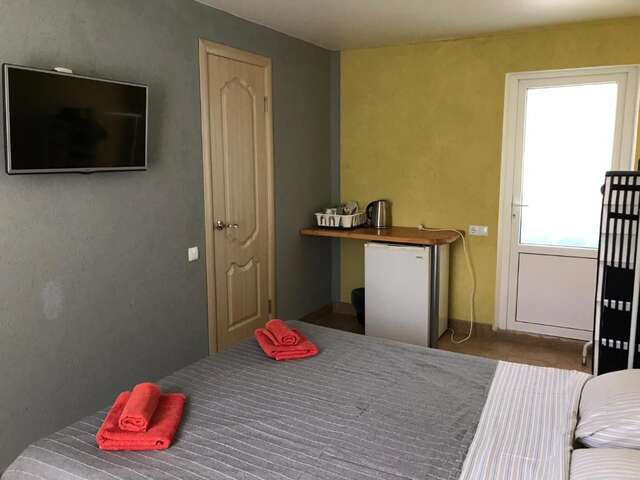 Гостевой дом Домик у Маяка б/о Прибой Саки-6